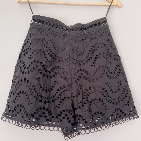 ZIMMERMANN / Cotton Chrochet Short - Picture 2 of 4